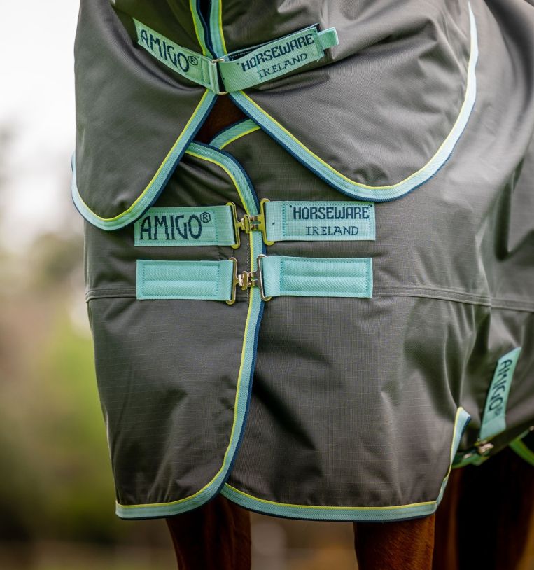MANTA AMIGO HERO EXTERIOR 600 PLUS CON CUBRECUELLO MEDIUM (200g)