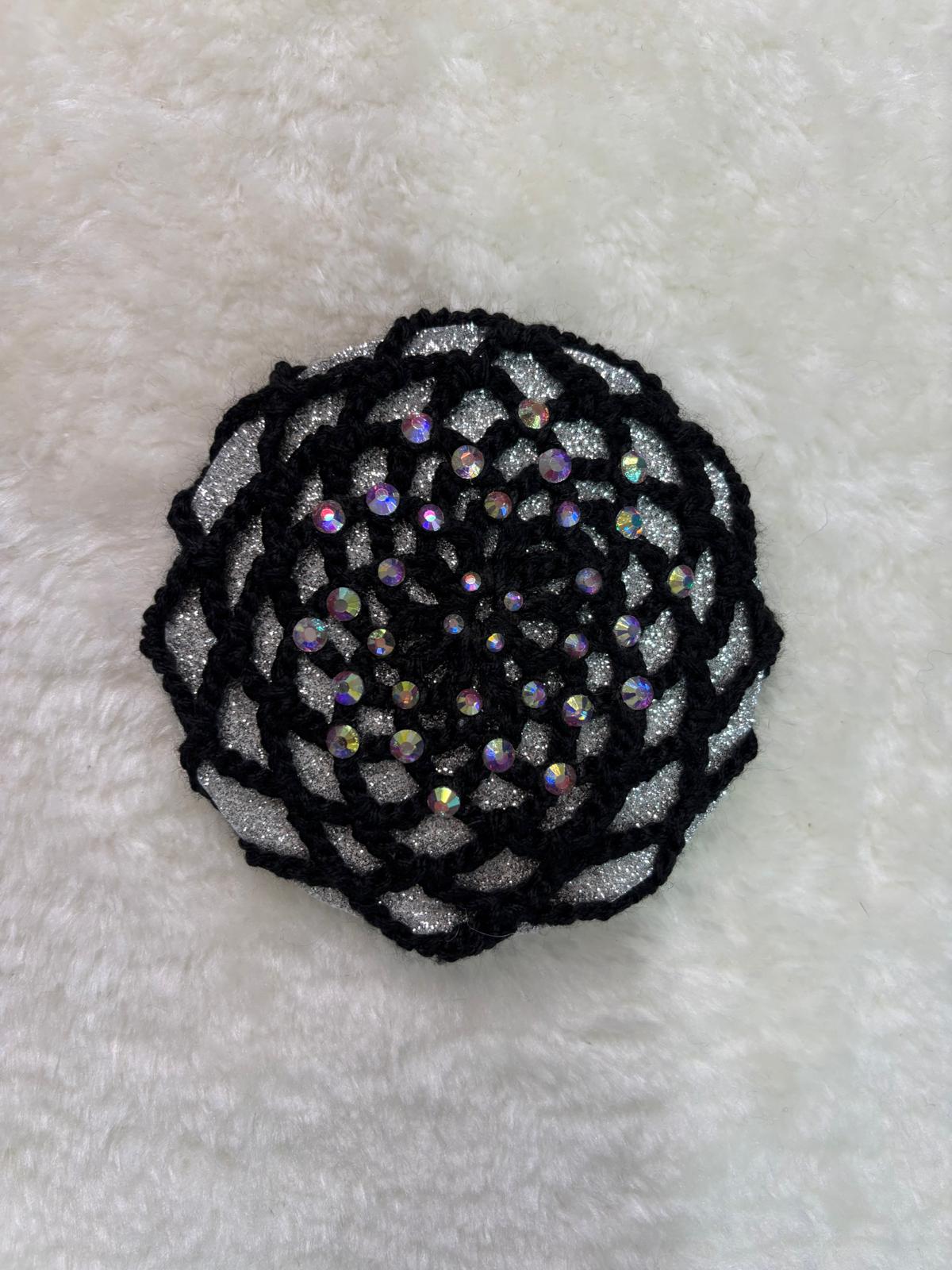 RED MARONA NEGRA CON BRILLANTES NACARADOS