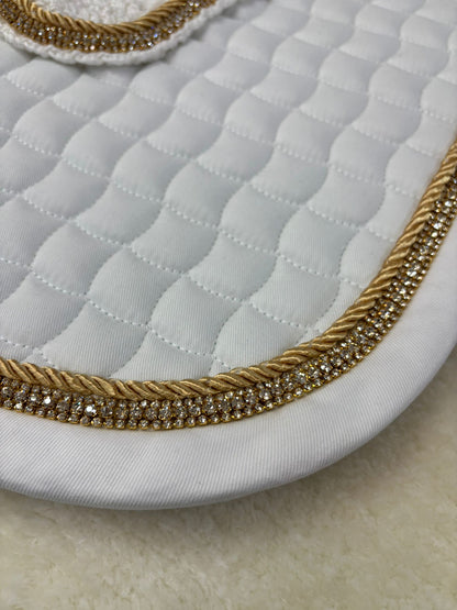 MANTILLA MARONA  BLANCO/ORO  FULL DOMA