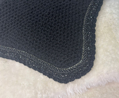 OREJERA MARONA NEGRAS CON BRILLANTES ¡ LAS MÁS VENDIDAS !