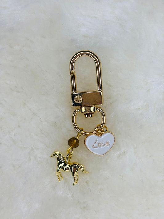 CHARM MARONA CABALLO